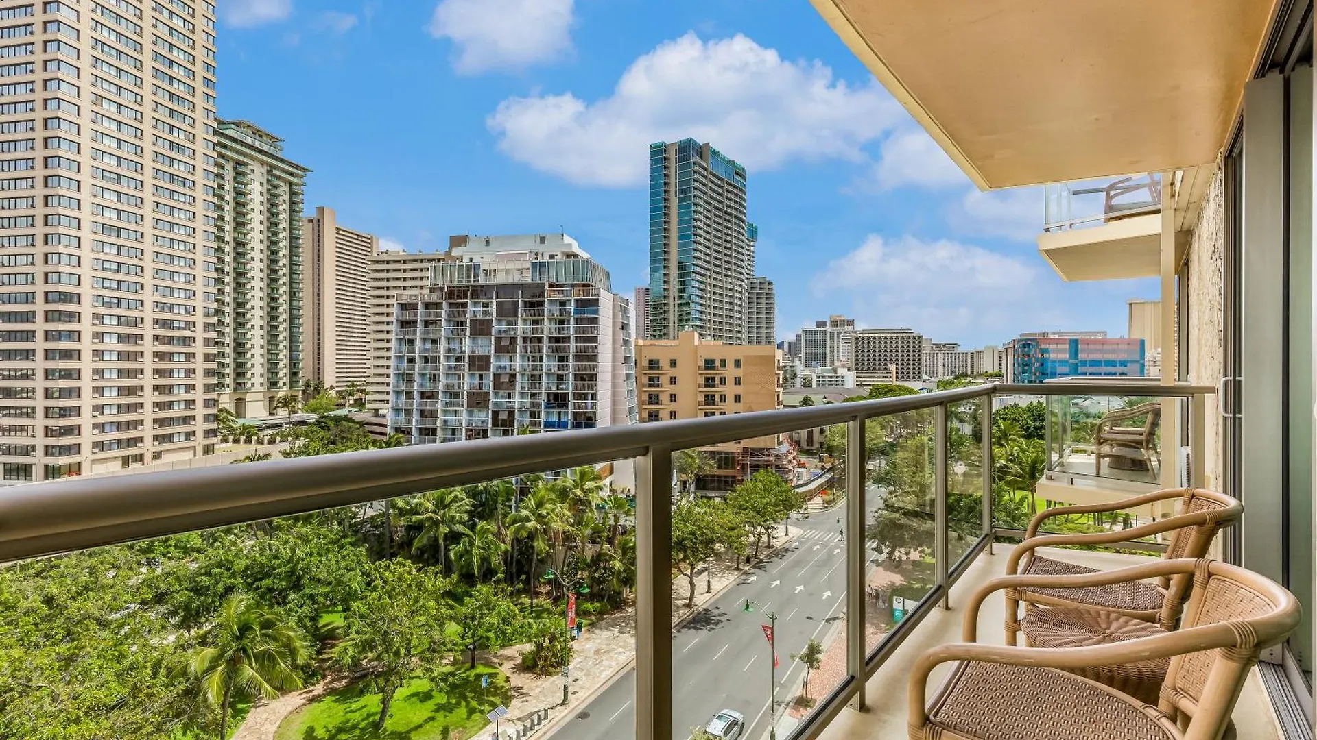 Luana Waikiki Hotel & Suites Honolulu