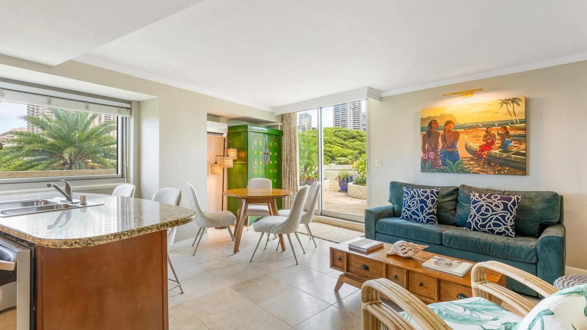 ****  Luana Waikiki Hotel & Suites Honolulu United States